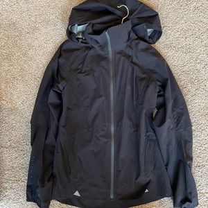 Lulu running water resistant jacket (ambassador summit 2017 edition)